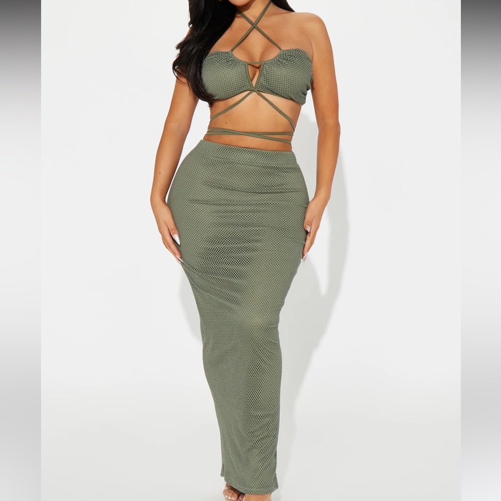 Fashion Nova Vacation Fishnet Skirt Set